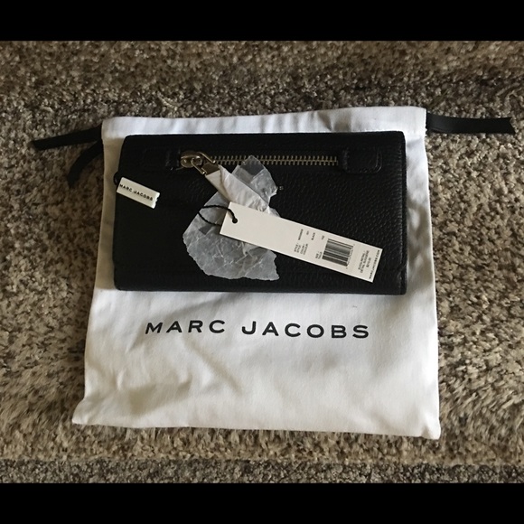 Marc Jacobs Handbags - Marc Jacobs Large Gotham Flap Continental Wallet